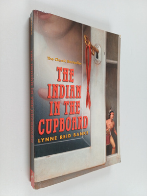 Lynne Reid Banks : The Indian in the Cupboard