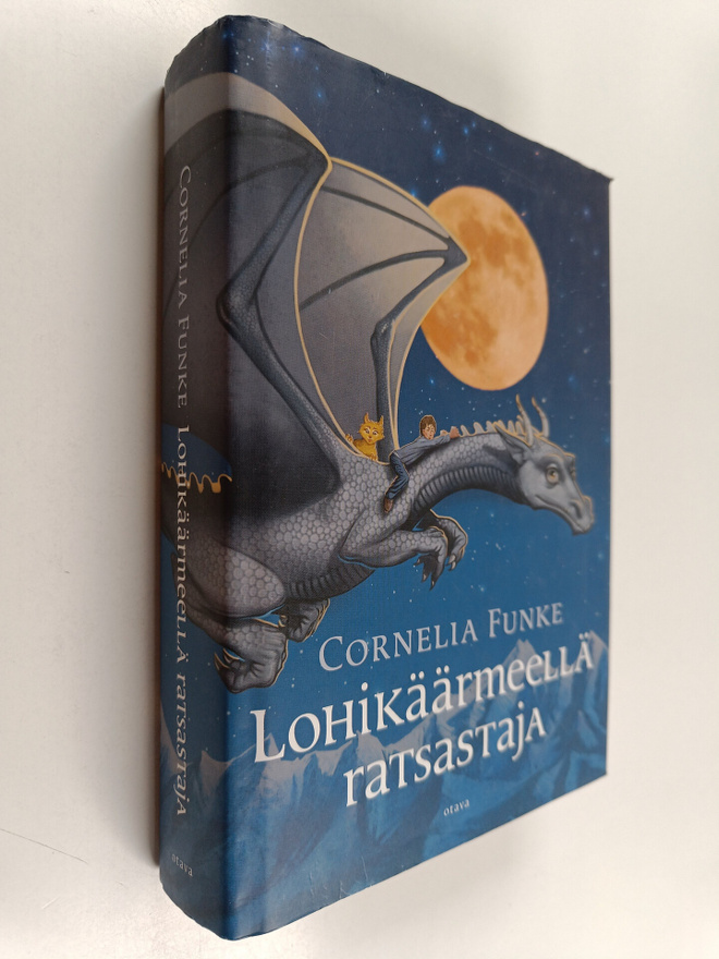 Cornelia Funke : Lohikäärmeellä ratsastaja
