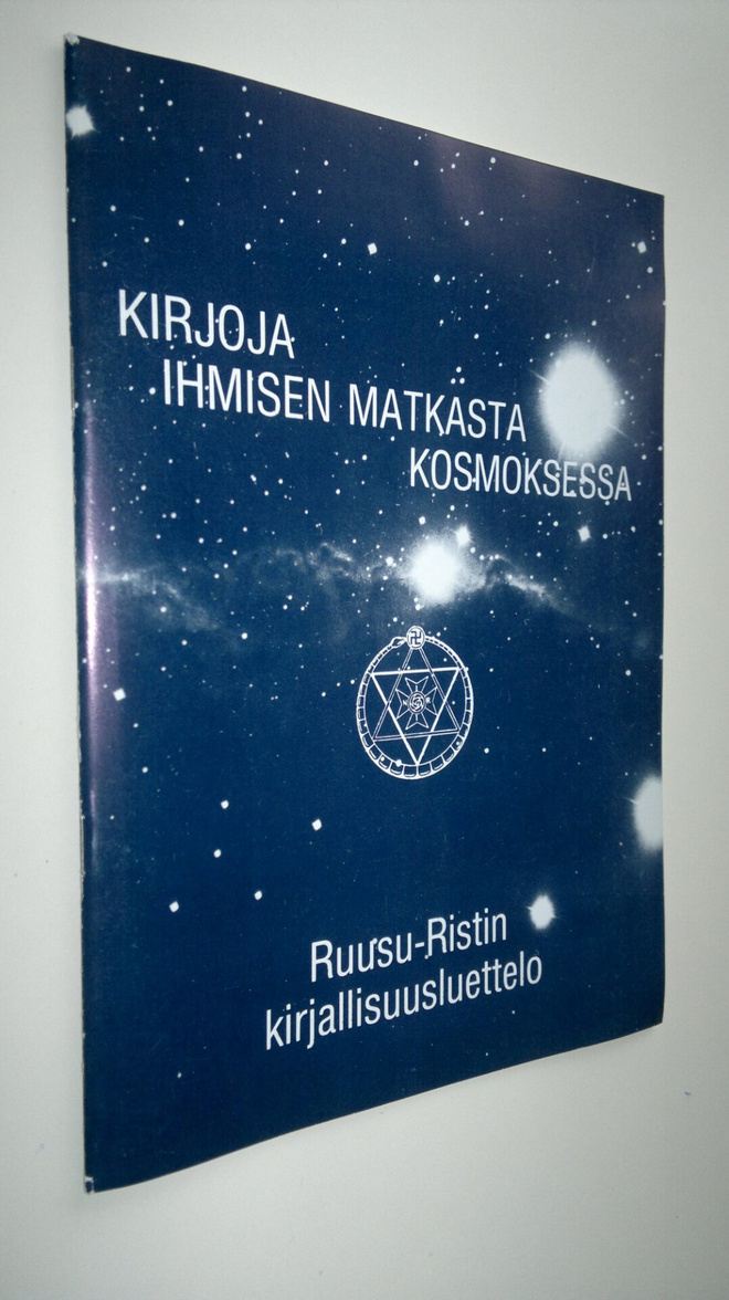 Kirjoja ihmisen matkasta kosmoksessa