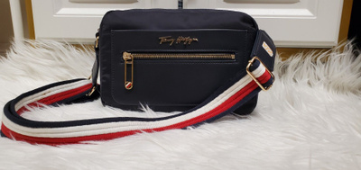 TOMMY HILFIGER UNISEX -LAUKKU (ORIGINAL)