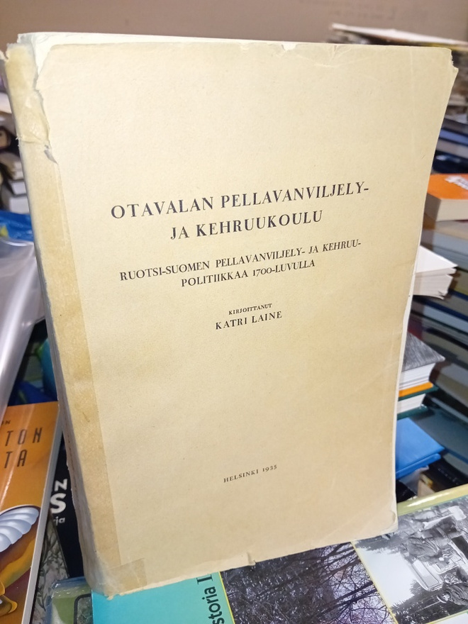 Laine : Otavalan pellavanviljely- ja kehruukoulu ( SIS POSTI