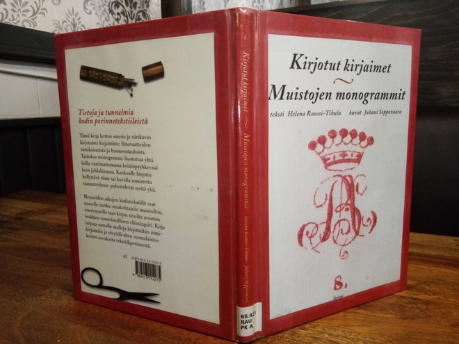 Kirjotut kirjaimet - Muistojen monogrammit (Sis.postikulut)