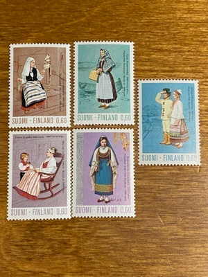KANSALLISPUVUT SARJA 1973**