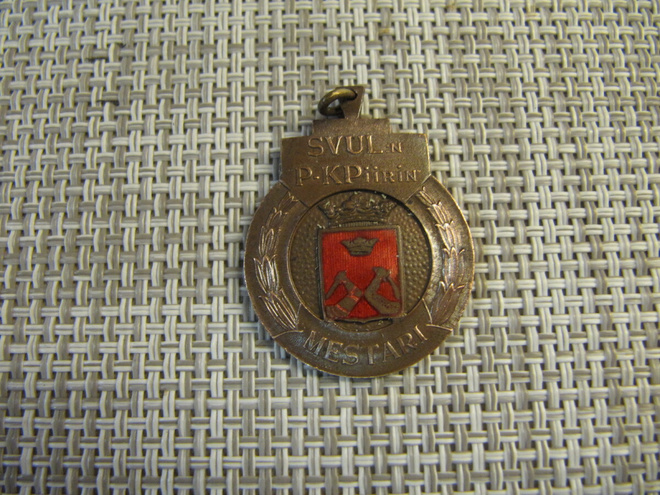 SVULN:n P-KPiirin mestari1949 mitali.