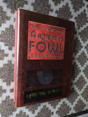 Colfer: Artemis Fowl 3. Evighetskoden