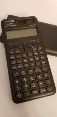 Casio fx-85MS laskin