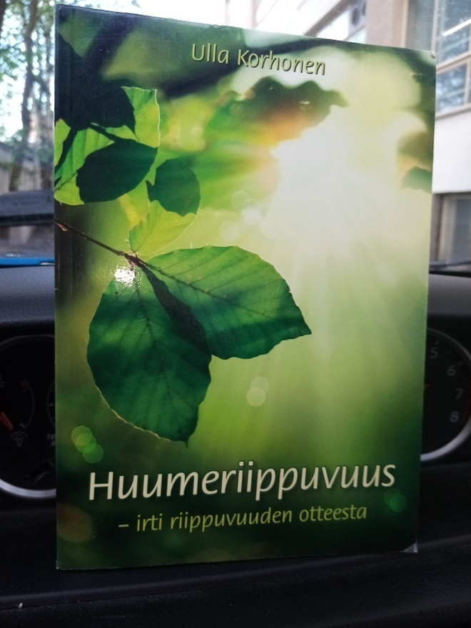 Ulla Korhonen :  Huumeriippuvuus ( SIS POSTIKULU)