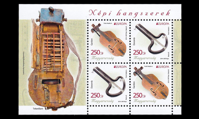 Unkari 5714-5BL371 ** Eurooppa kansanmusiikkisoittimet (2014