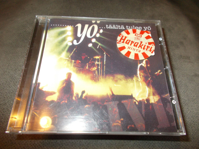 CD YÖ ** ... TÄÄLTÄ TULEE YÖ **