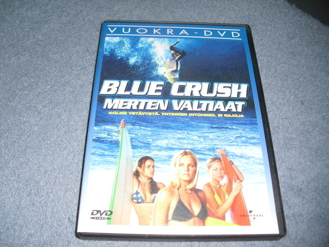 BLUE CRUSH (Kate Bosworth)***
