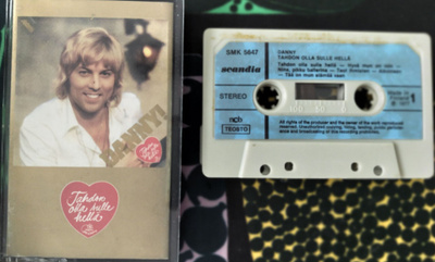 DANNY-TAHDON OLLA SULLE HELLÄ-Kasetti, SMK 5647,v.1977