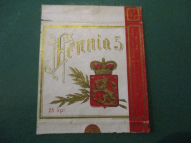TUPAKKA ETIKETTI - FENNIA 5  (K15-S144)