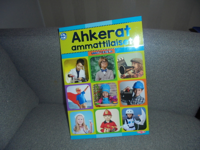 Värityskirja Ahkerat ammattilaiset