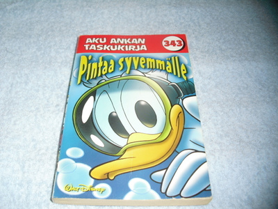 AKU ANKAN TASKUKIRJA (343)