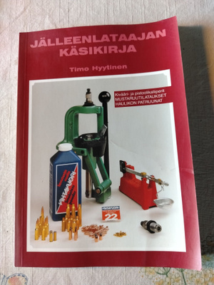 timo hyytinen jälleenlataajan käsikirja