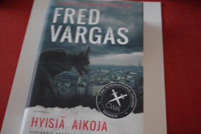 Fred Vargas: Hyisiä aikoja (2016)