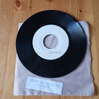Maarit – Hän Lähtee Pois 7" koesingle Love Records - pikkukuva 1