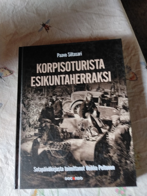 paavo siltasaarikorpisoturista esikuntaherraksi