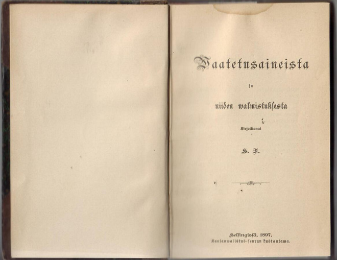Waatetusaineista yms 1895-1897 neljä eri kirjaa sidottu yht.