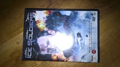 Ice Soldiers (2013, Michael Ironside) UUSI