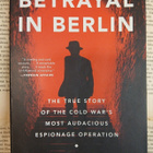 Steve Vogel - Betrayal in Berlin (softcover) - pikkukuva 1