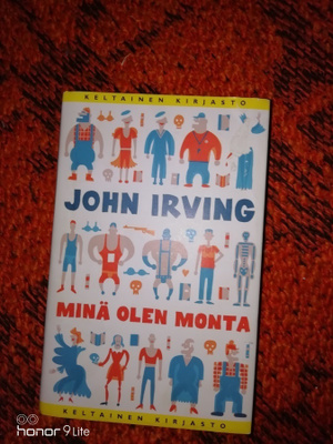John Irving Minä olen monta