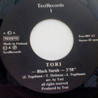 TORI :: BLACK SARAH / THINGS YOU DID :: VINYYLI 7" 1981 RARE - pikkukuva 3