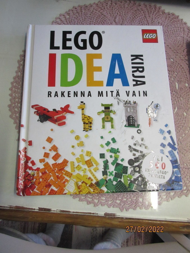 Lego Ideakirja, rakenna mitä vain.