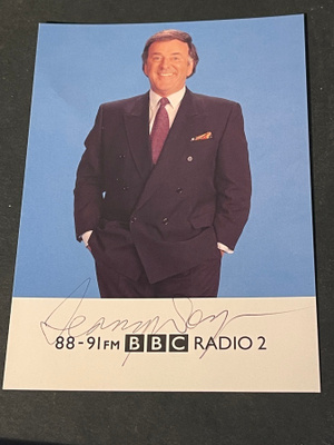 Terry Wogan nimikirjoitus kortissa