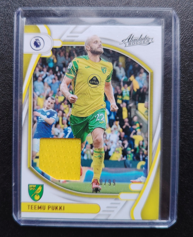 2021-22 Panini Chronicles #59 Teemu Pukki paitakortti /99