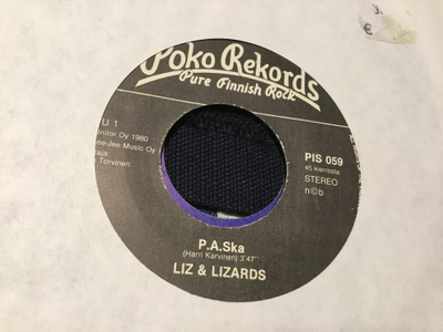 Liz & Lizards PA Ska Poko single 1980
