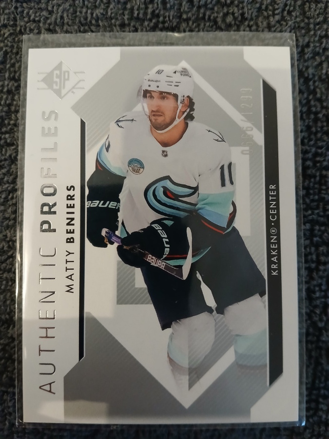 Matty Beniers - SP Authentic profiles 0666/1299, Kraken
