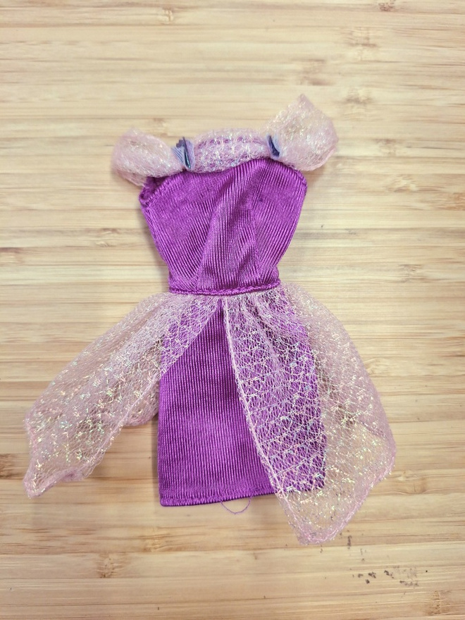 Barbie violetti mekko