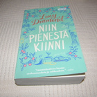 Lucy Diamond Niin pienestä kiinni -pok - pikkukuva 1