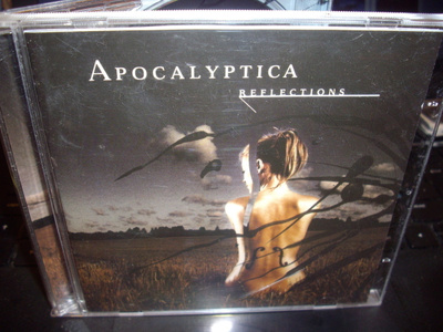 CD : Apocalyptica : Reflections ( SIGNED ! ) SIS.PK !