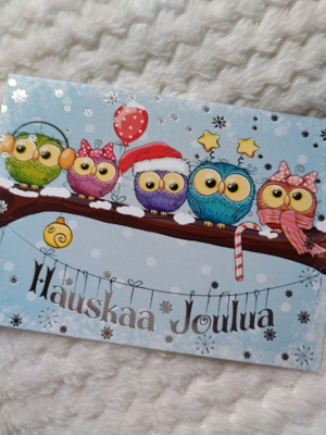 Pöllö perhe oksalla joulukortti