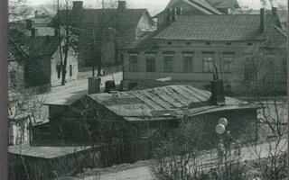 Edvard Eddu Janzon: RUNDI STADIS VÄLIL SNADIS (pokkari)