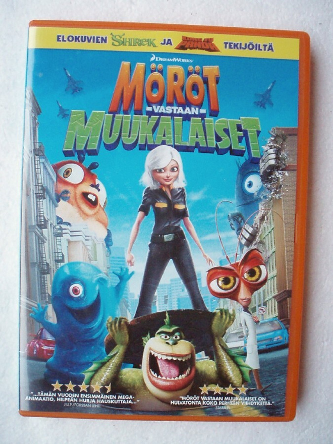 Möröt vastaan Muukalaiset DVD