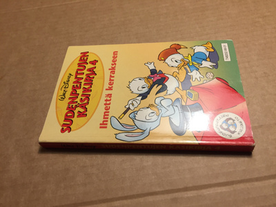 DISNEY SUDENPENTUJEN KÄSIKIRJA 4 HYVÄ