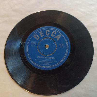 7" Kaarina Heikkinen