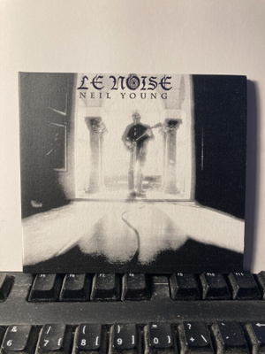 NEIL YOUNG: Le Noise, CD
