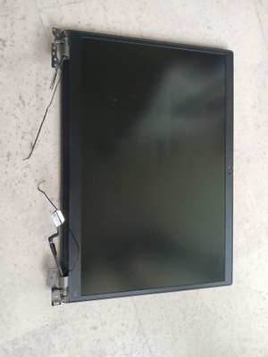 Lenovo näyttö