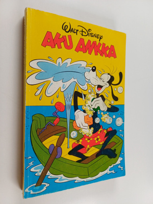 Walt Disney : Aku Ankka neljännesvuosikerta 3/1983