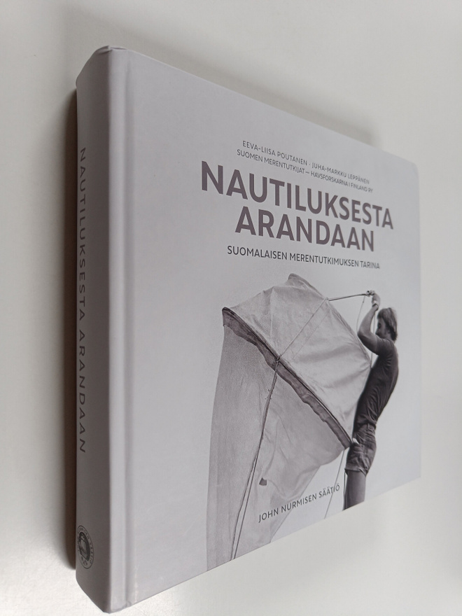 Eeva-Liisa Poutanen ym. : Nautiluksesta Arandaan