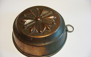Vanha kuparivuoka