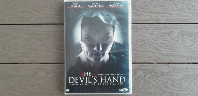 DVD: The Devil's Hand (Jennifer Carpenter 2014)