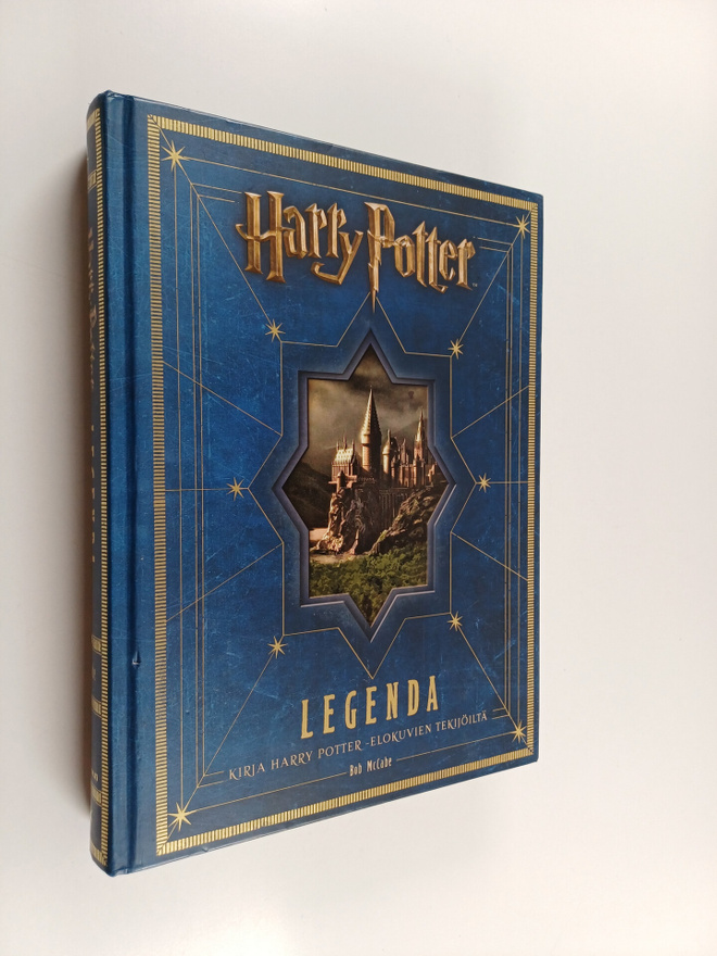 Bob McCabe : Harry Potter : legenda : elokuvasarja yksiss...