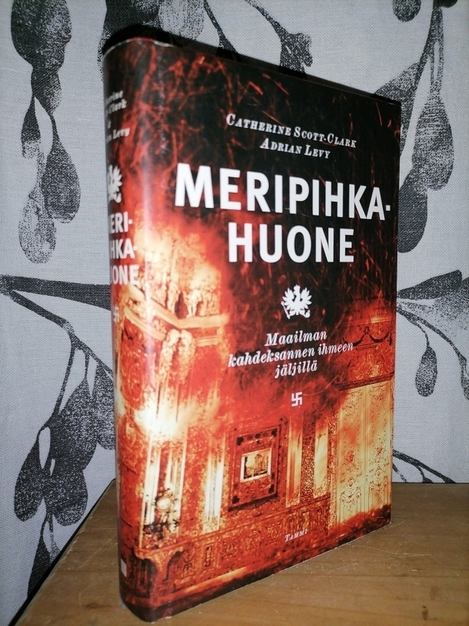Meripihkahuone - Scott-Clark & Levy - 1.p.Uusi