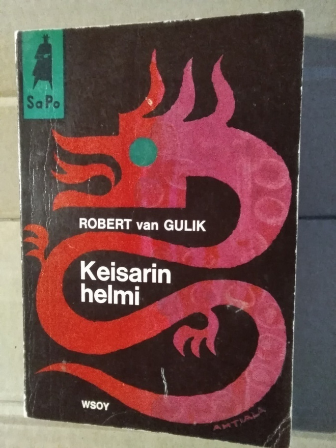 Robert van Gulik: Keisarin helmi -pokkari-