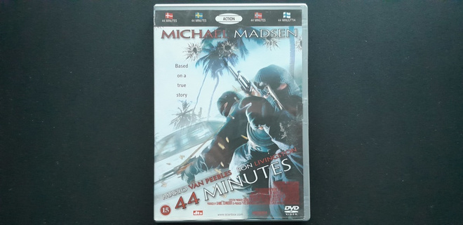 DVD: 44 Minutes / 44 Minuuttia (Michael Madsen 2003)